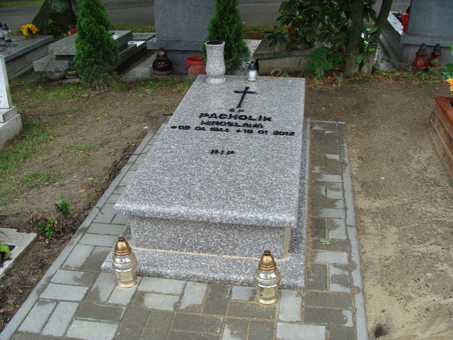 Grób Władysław Pacholik