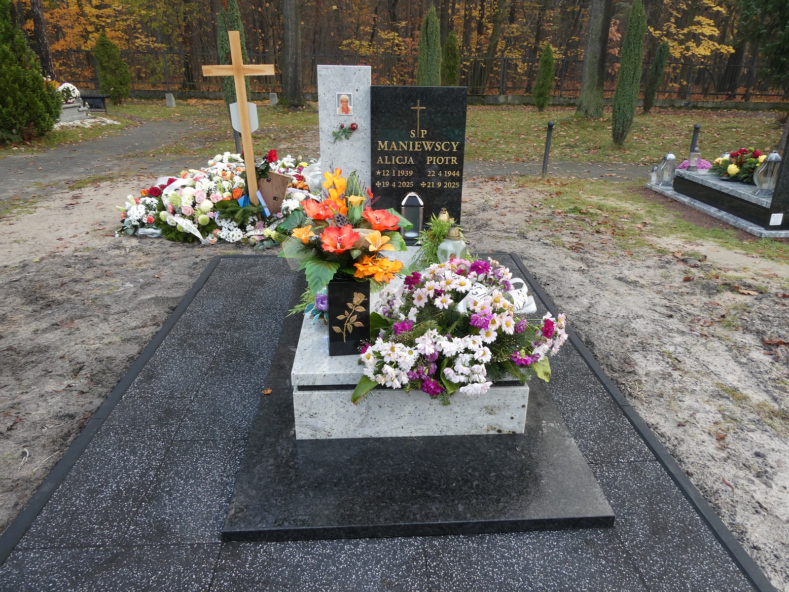 Grób Wolfgang Maniewski