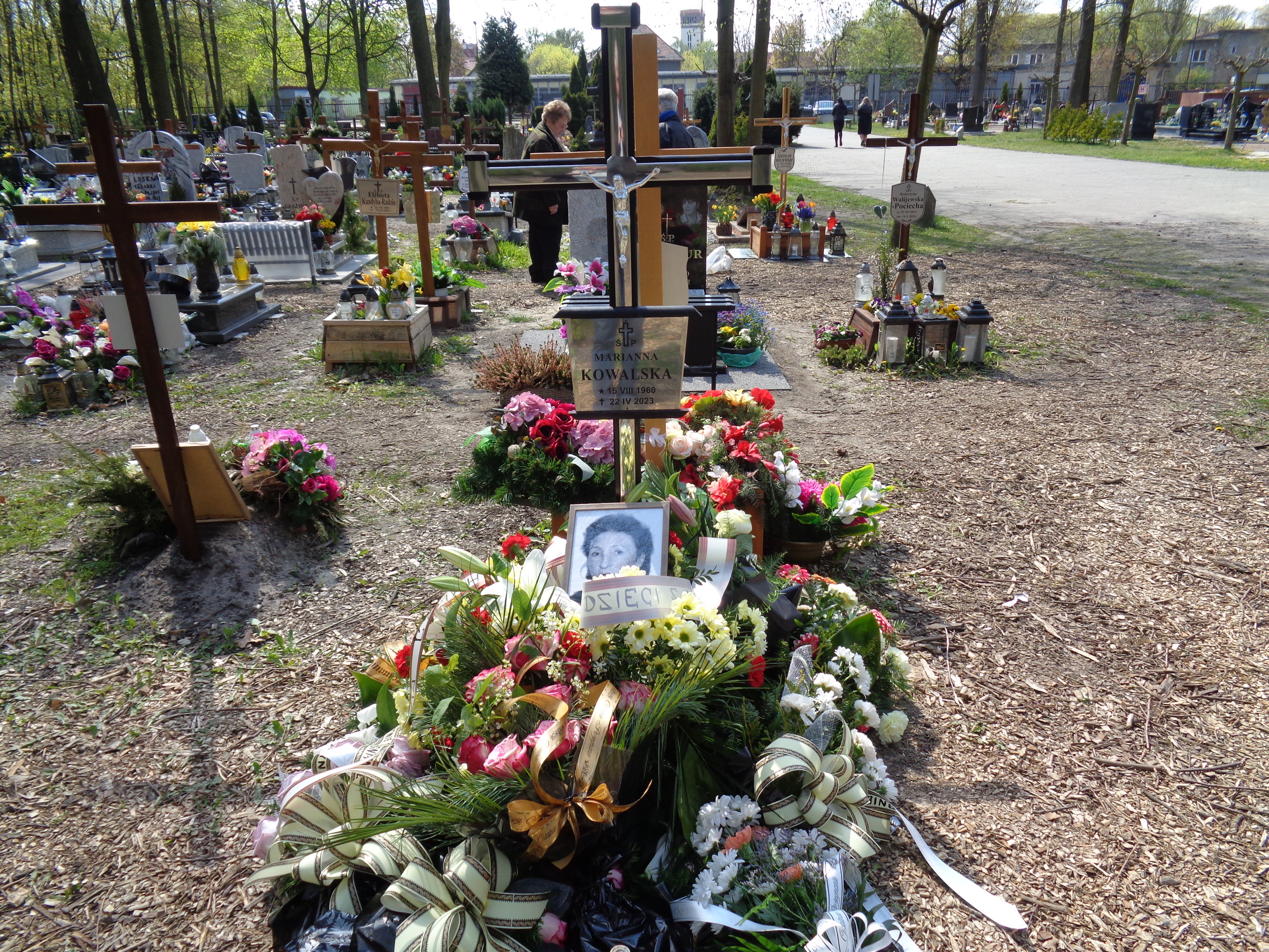 Grób Marianna Kowalska