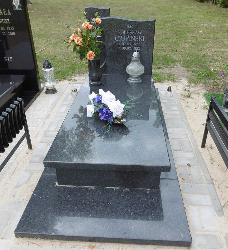 Grób Julia Ciupińska